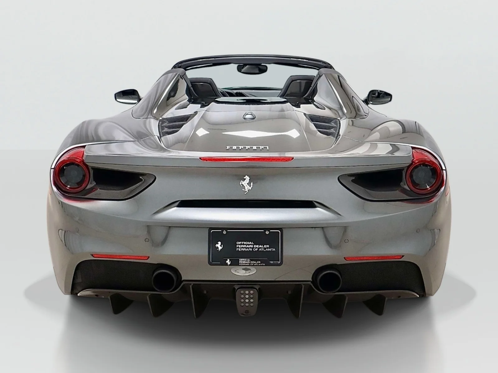 Used 2018 Grigio Silverstone Metallic Ferrari Convertible image 4