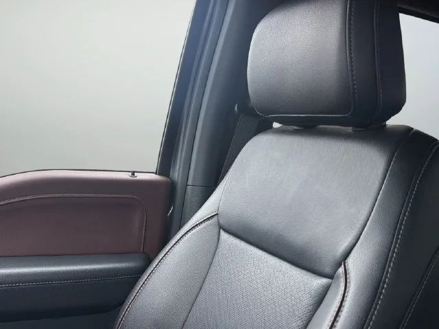 Used 2022 Gray Ford Lariat image 30