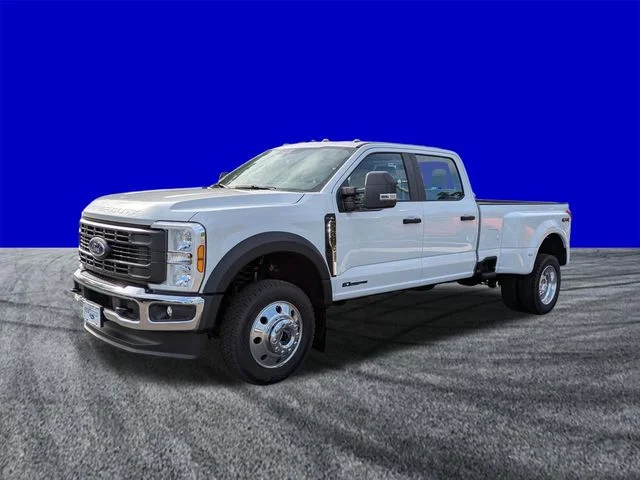 New 2026 Oxford White Ford F-450® XL image 8