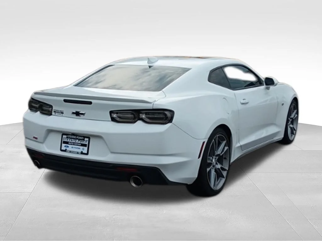 Used 2021 Summit White Chevrolet 1LT image 7