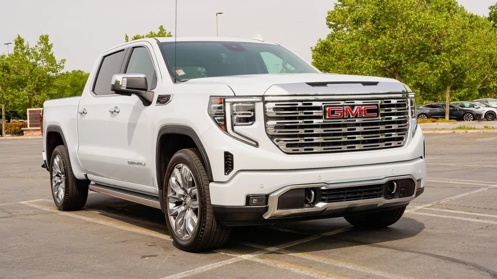 2026 GMC Sierra 1500 Denali - Photo 5