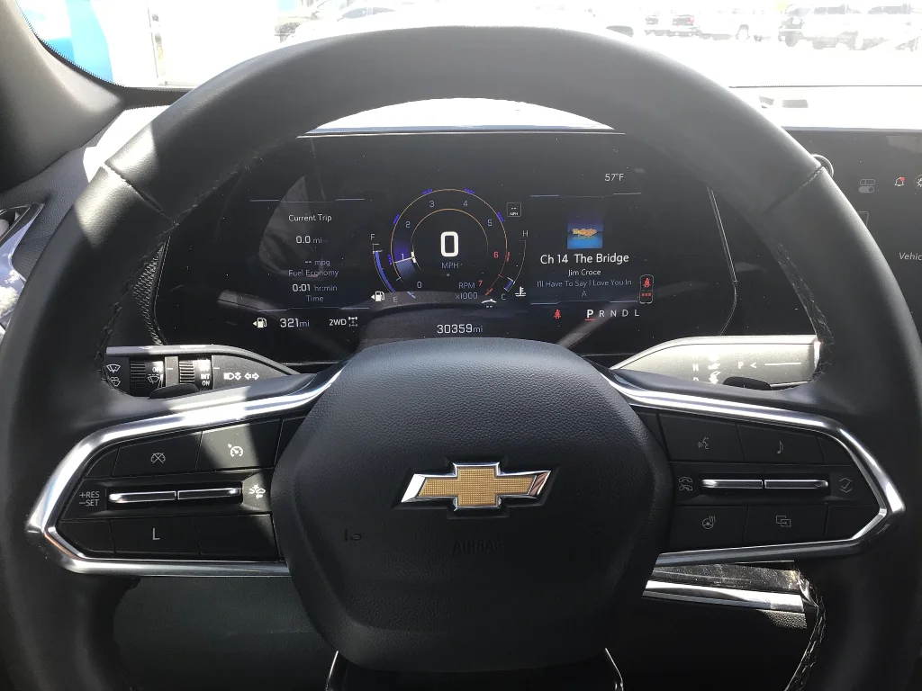 Used 2025 Sterling Gray Metallic Chevrolet LT image 16