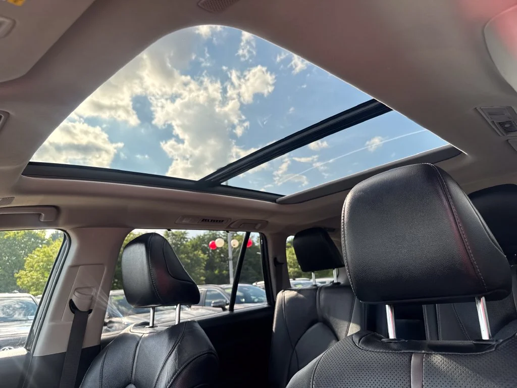 Used 2024 Black Toyota Platinum image 18