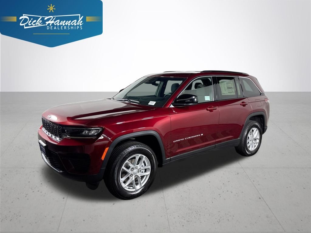 2026 Jeep Grand Cherokee Laredo 4x4's photo
