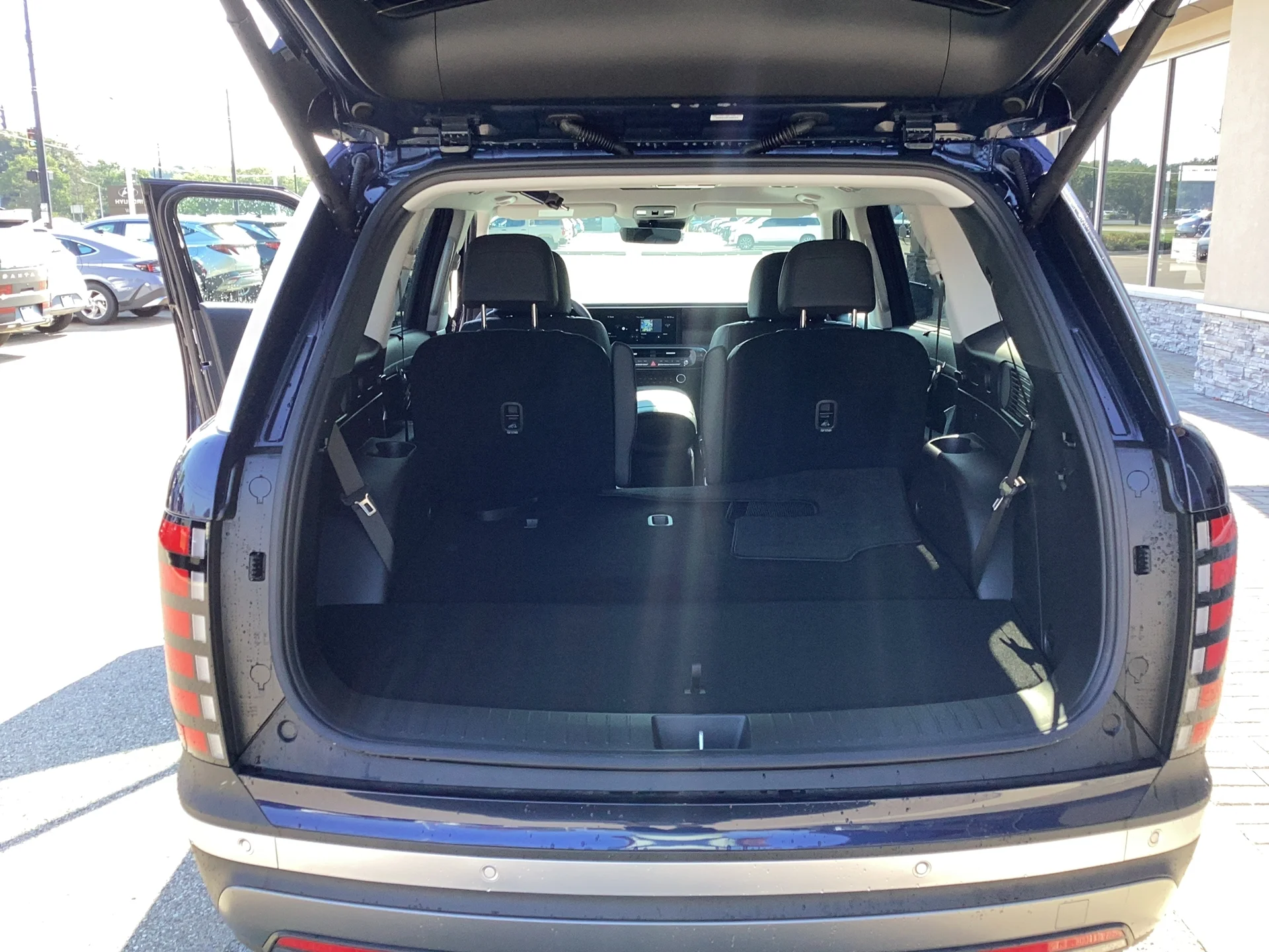 New 2026 Classy Blue Pearl Hyundai SEL Premium 7P image 9