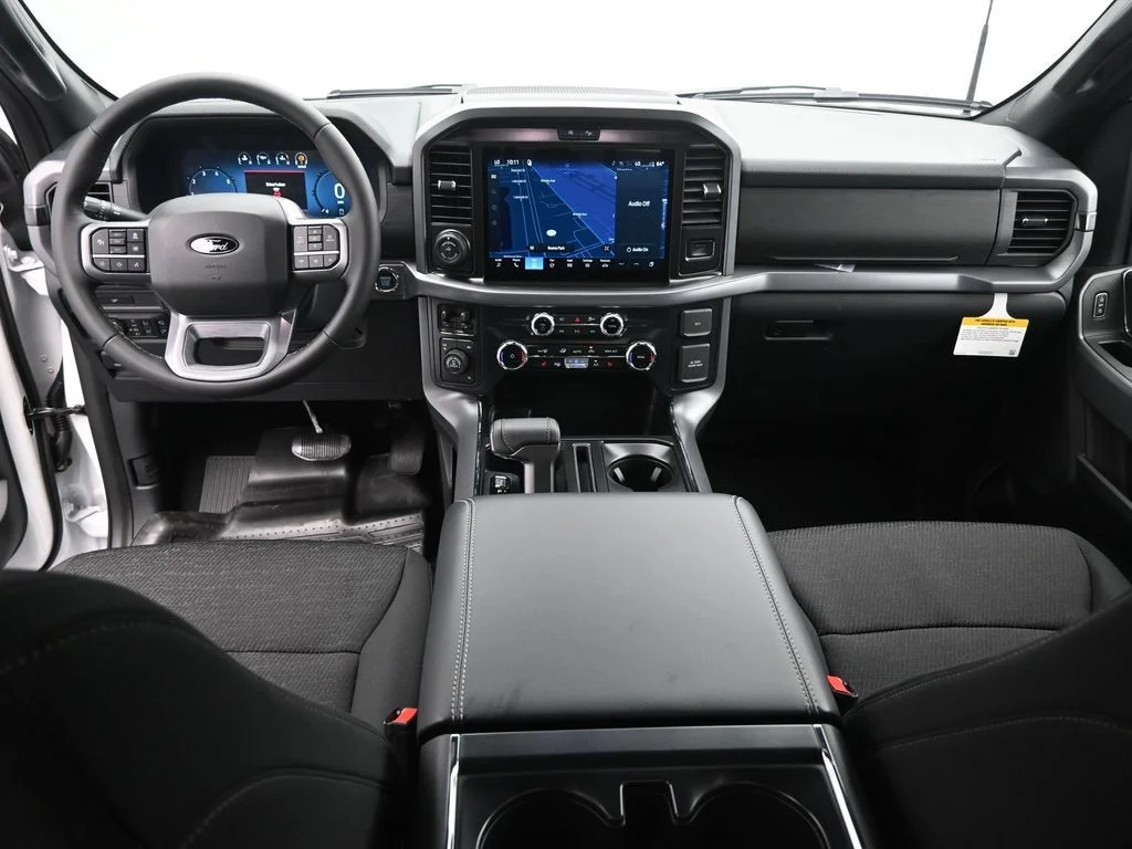 New 2026 Oxford White Ford XLT image 22