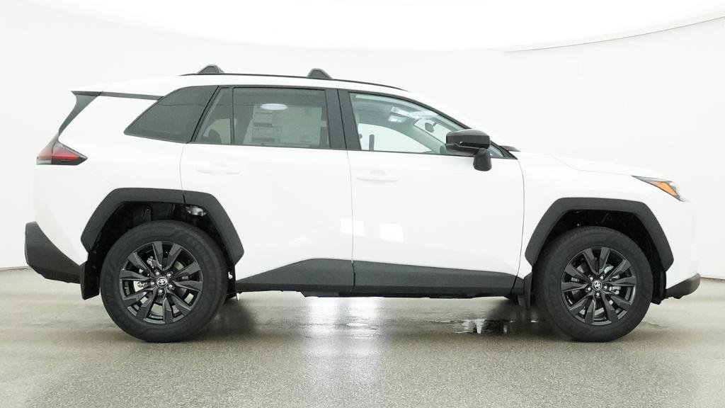 New 2026 Ice Cap Toyota XLE Premium image 17