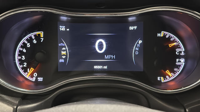 Used 2018 Bright White Clearcoat Jeep Altitude image 17