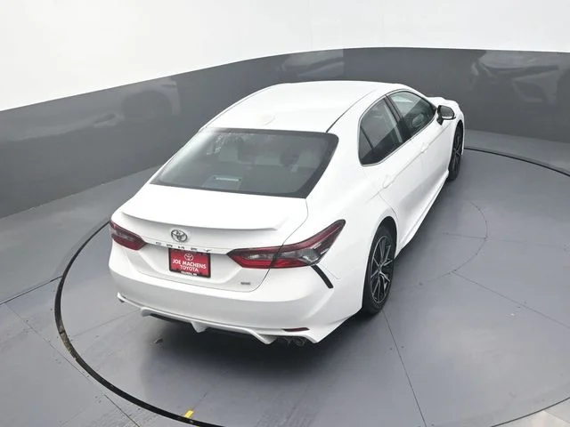 Used 2024 White Toyota SE image 28