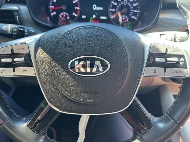 Used 2021 Purple Kia SX image 18
