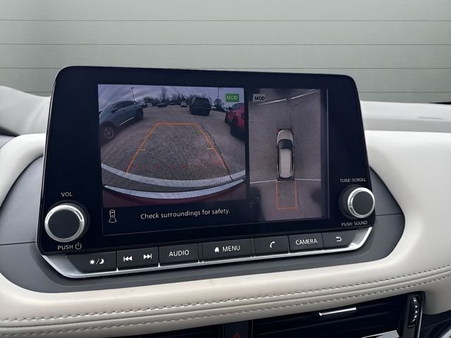Used 2023 Red Nissan SL image 15