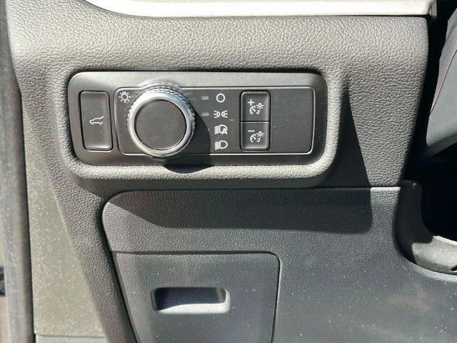 Used 2023 Gray Metallic Ford XLT image 33