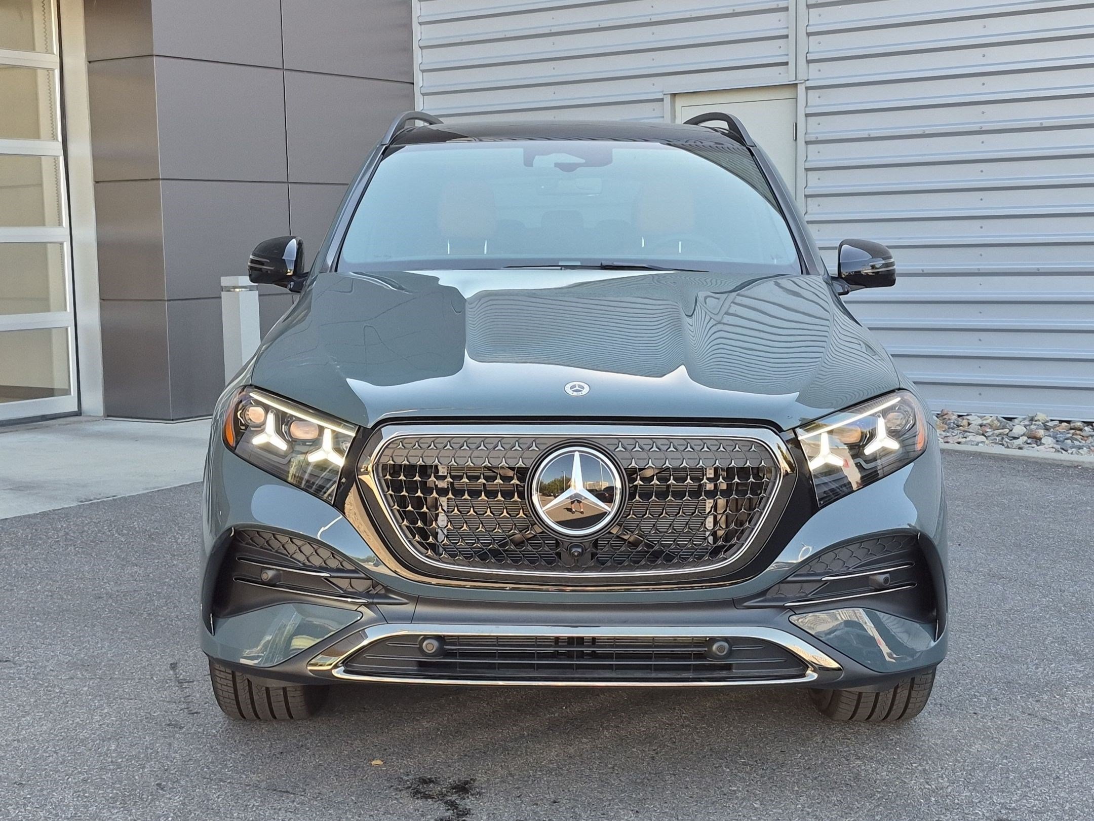 New 2027 Dark Petrol Mercedes-Benz GLE 450 image 9