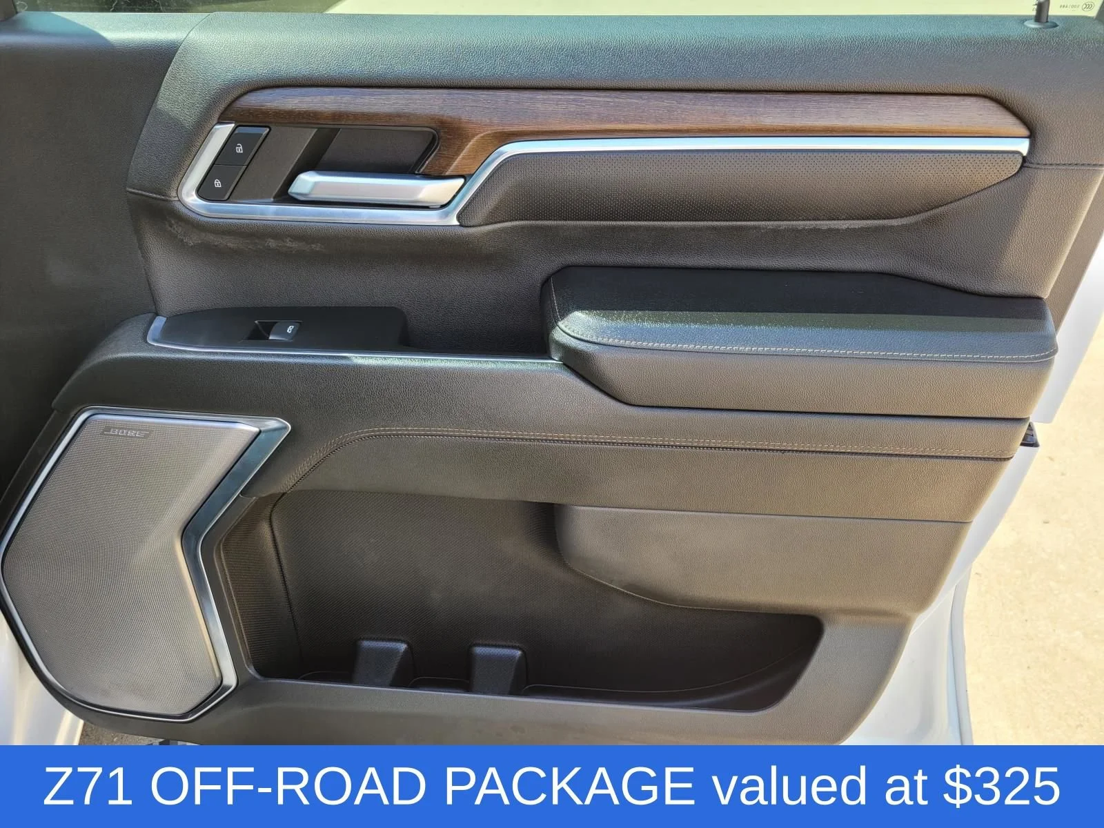 Used 2024 Iridescent Pearl Tricoat Chevrolet High Country image 8