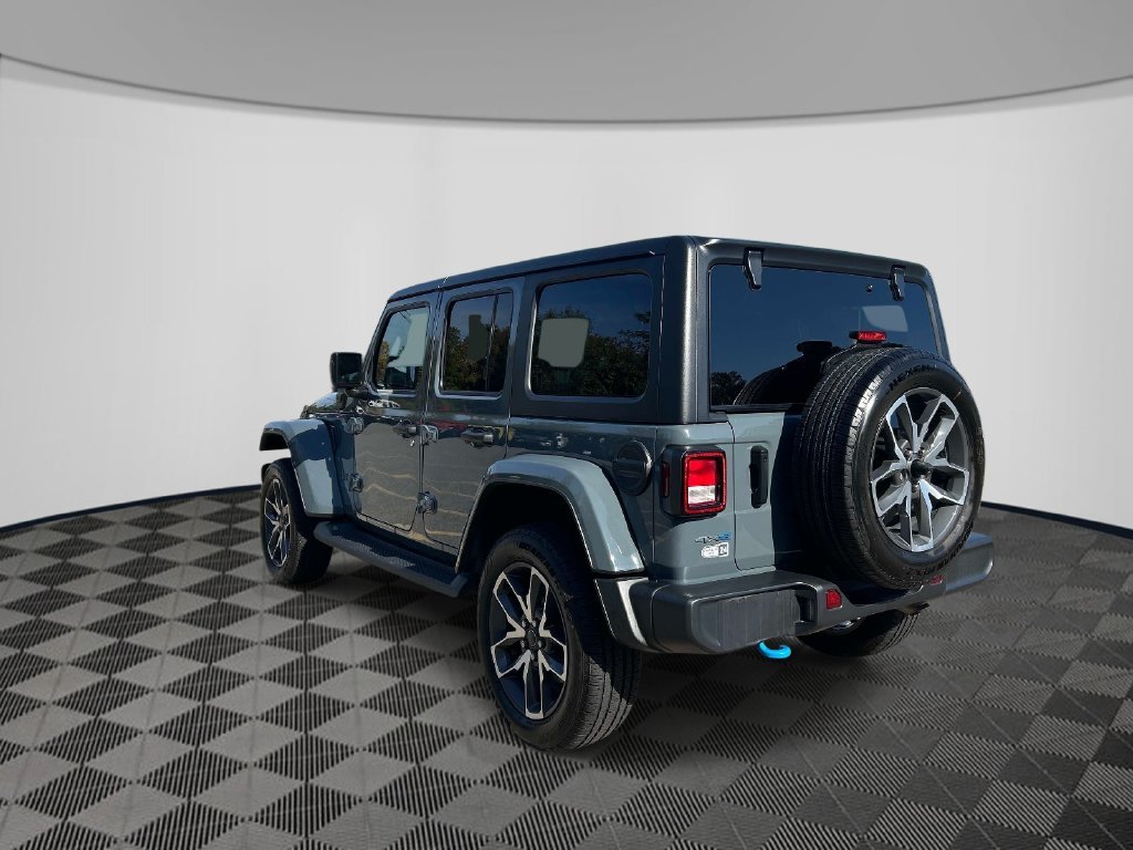 Used 2024 Gray Jeep Sport S 4xe image 3
