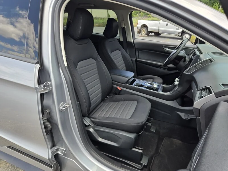 Used 2022 Silver Metallic FORD SE AWD image 19