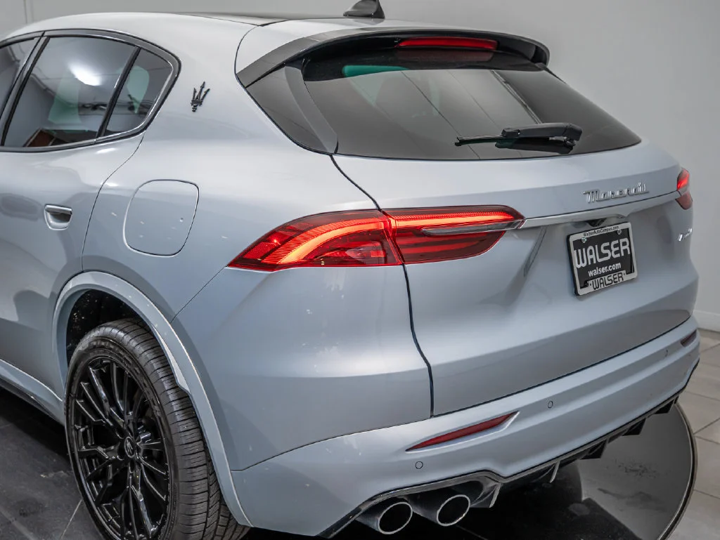Used 2024 Bianco Astro Metallic Maserati Modena image 19