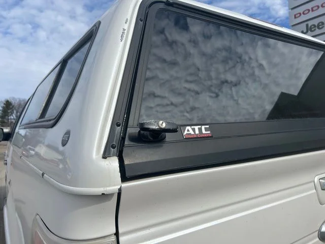 Used 2012 White Ford Lariat image 6