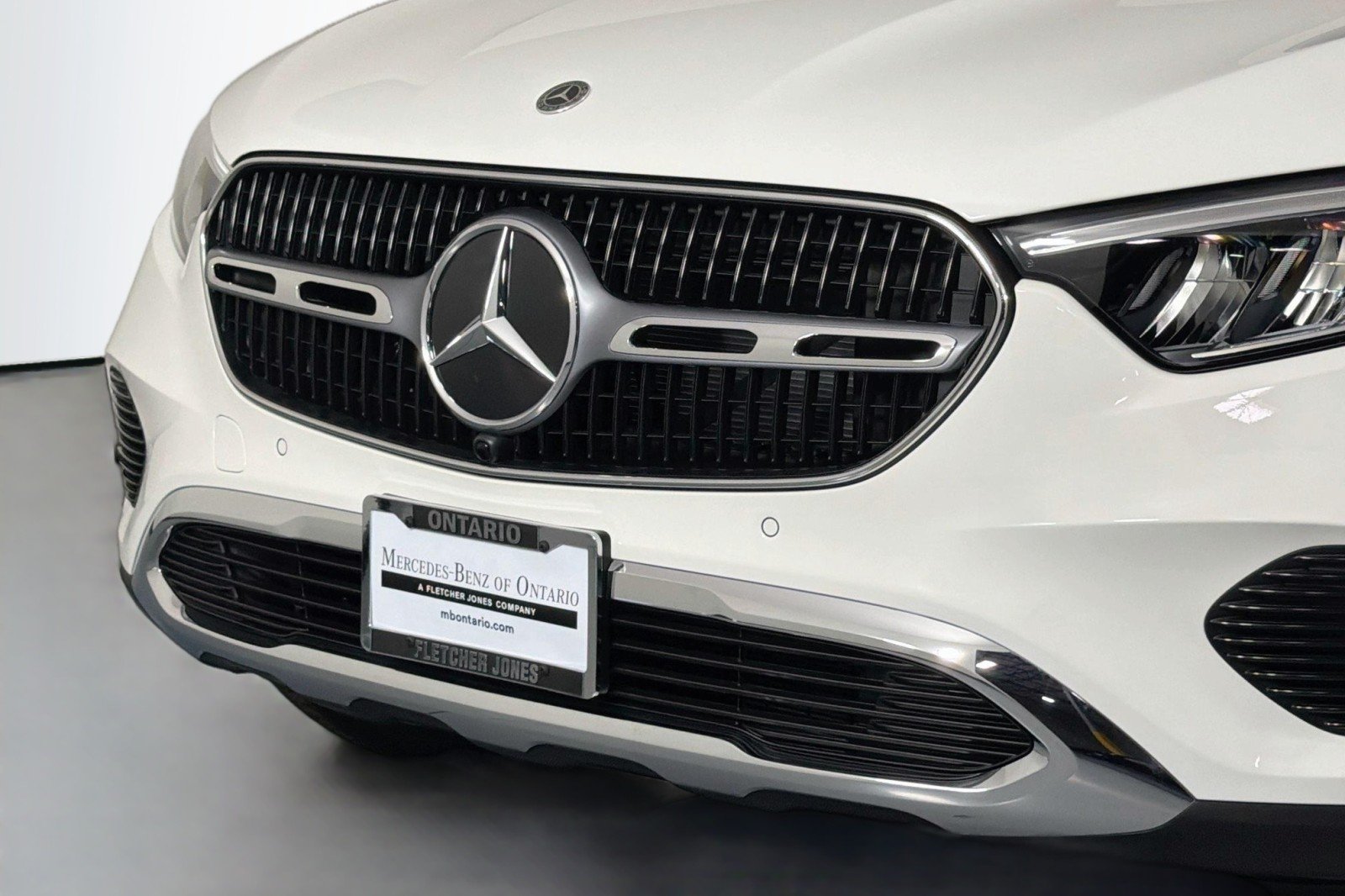 New 2026 Polar White Mercedes-Benz GLC 300 SUV image 11