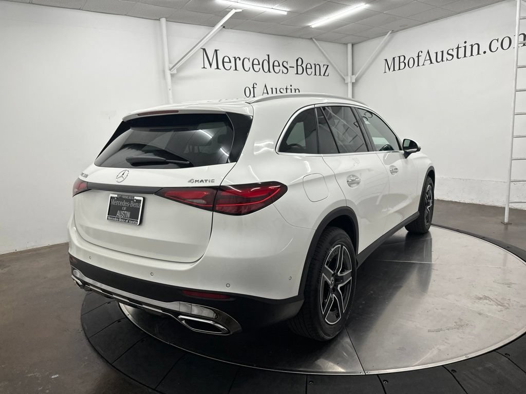 New 2027 Polar White Mercedes-Benz GLC 300 image 37