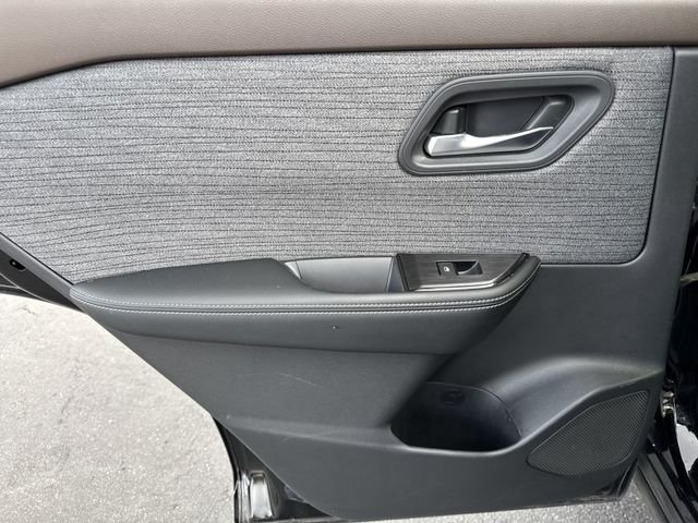 Used 2023 Black Nissan SV image 16