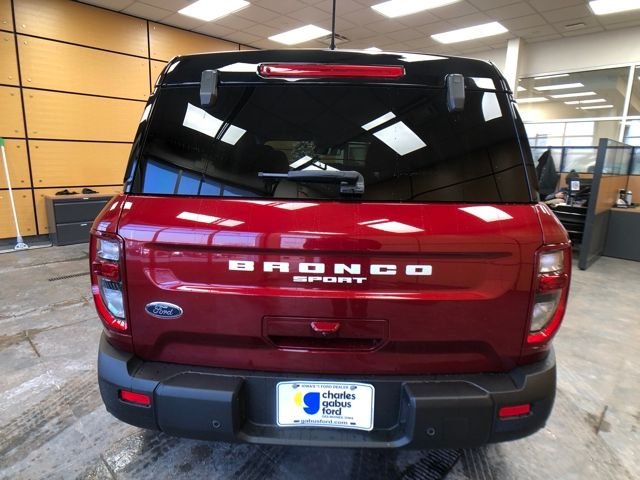 New 2025 Ruby Red Metallic Tinted Clearcoat Ford Outer Banks® image 6