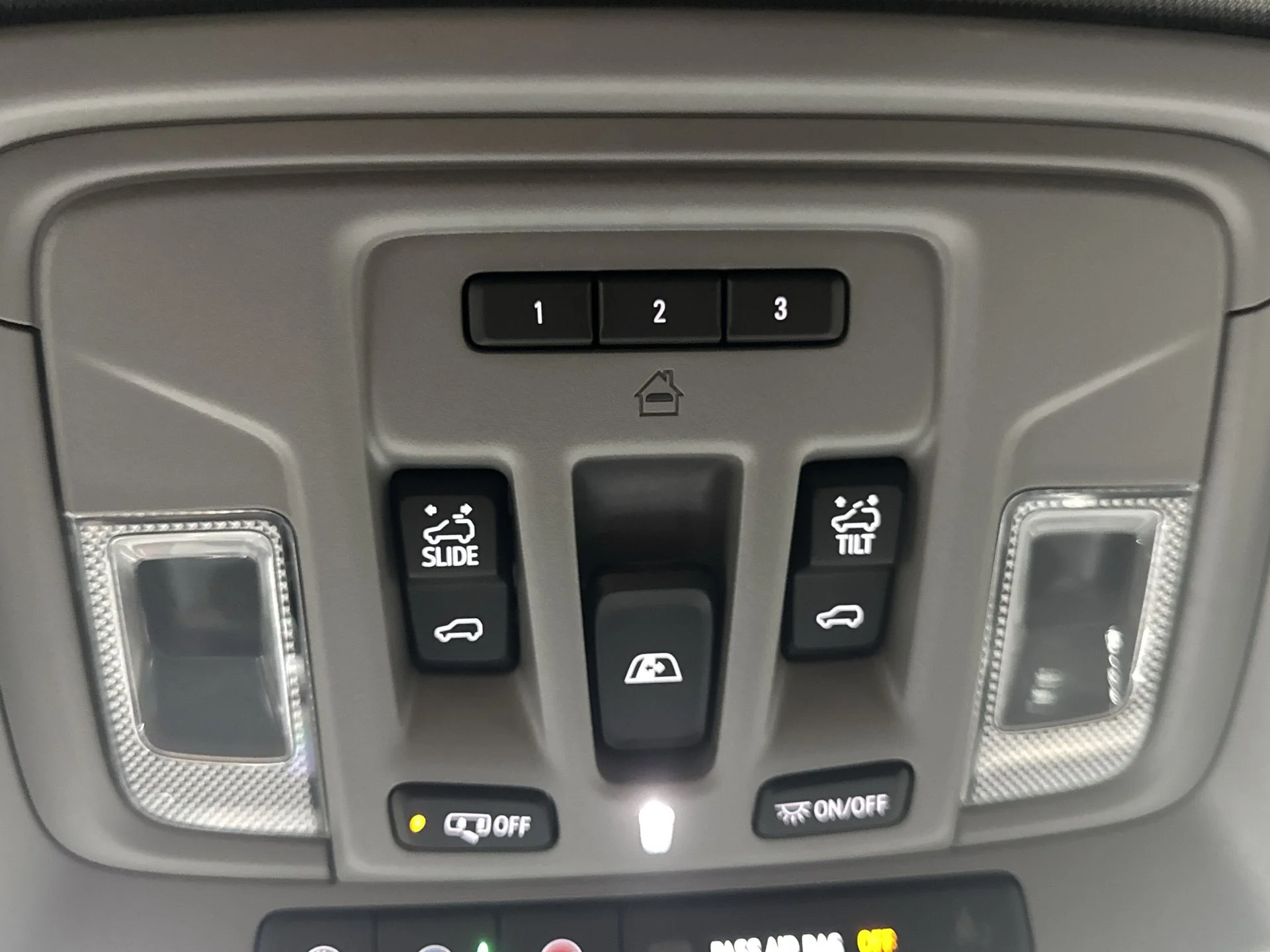 2026 GMC Sierra 3500HD Denali - Photo 72