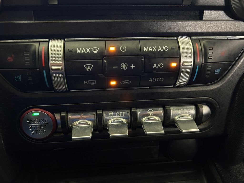 Used 2019 Green Ford Bullitt image 29