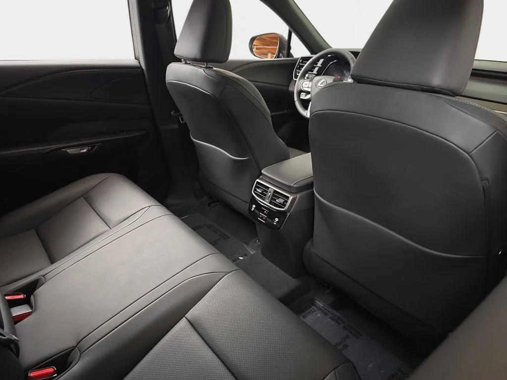 Used 2024 Black Lexus 350 image 14