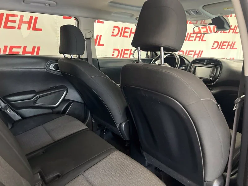 Used 2020 White Kia GT-Line image 12