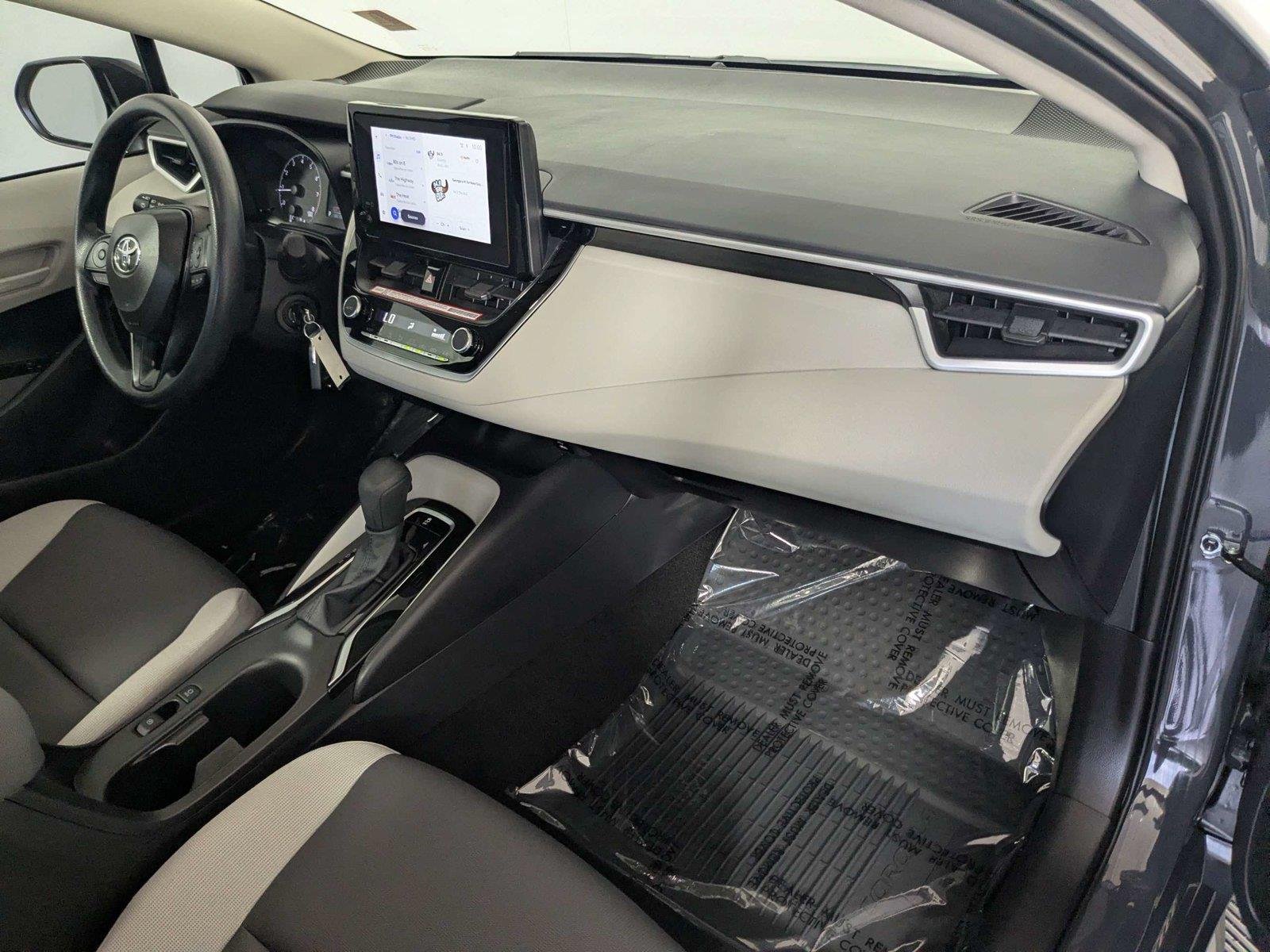 Used 2025 Underground Toyota LE image 30