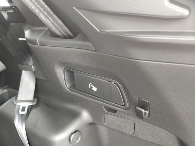 New 2025 White Mitsubishi Trail Edition image 35