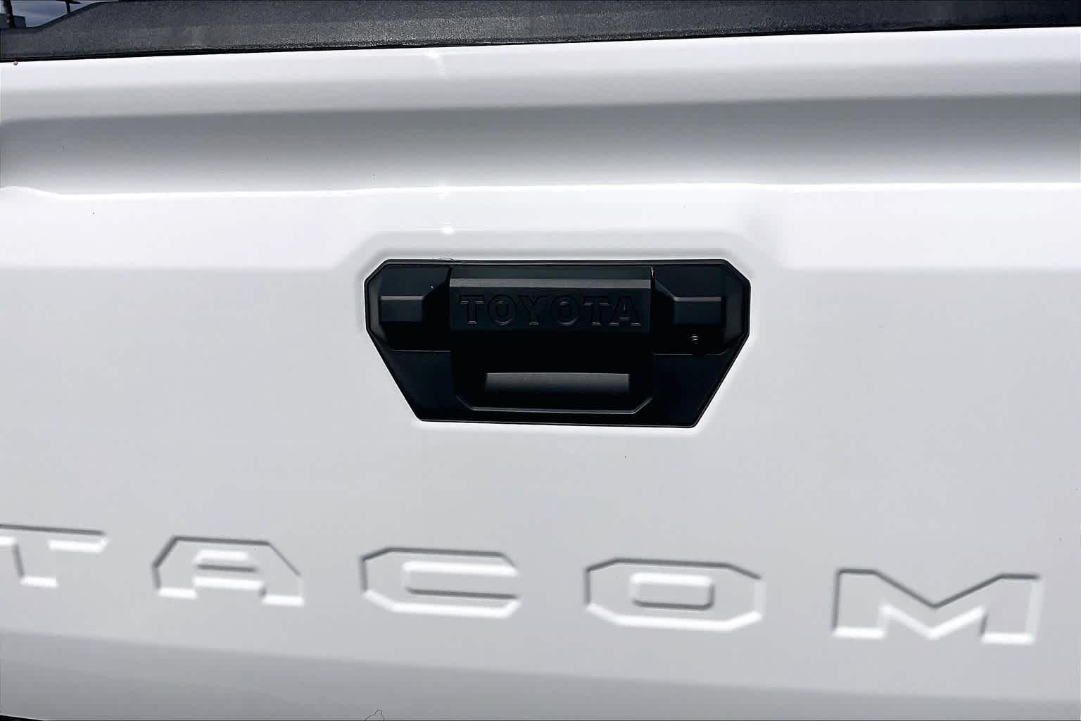 2026 Toyota Tacoma TRD Off Road - Photo 15