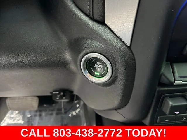 Used 2021 White GMC SLT image 22