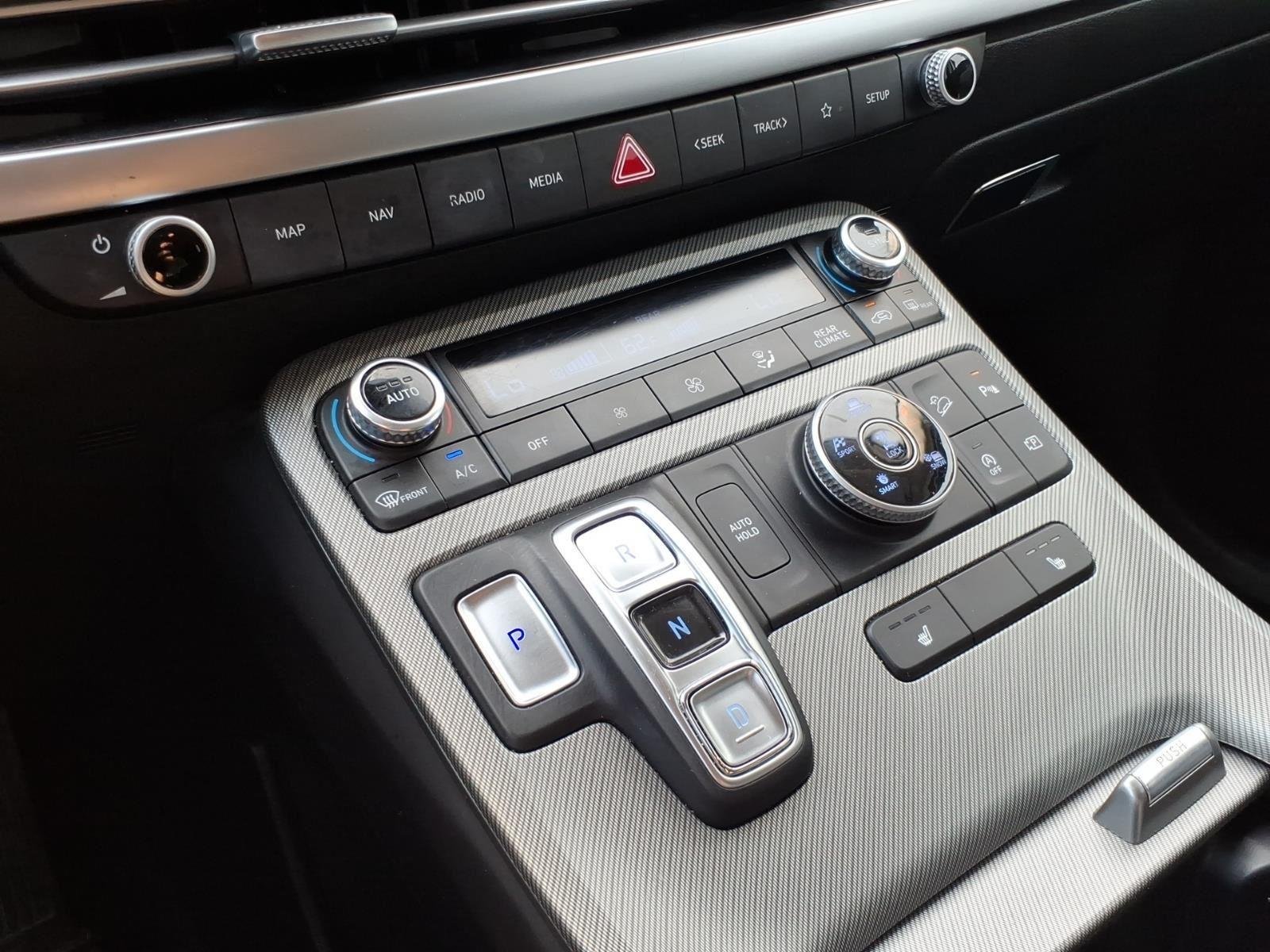 Used 2023 Hyper White Hyundai XRT image 18