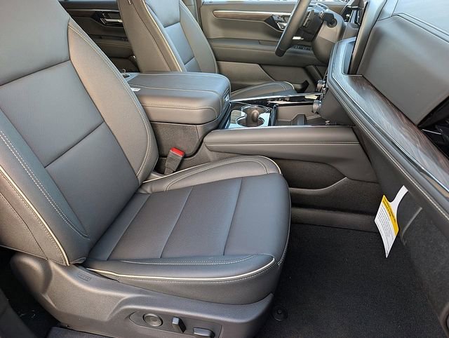 2026 Chevrolet Tahoe Premier - Photo 12