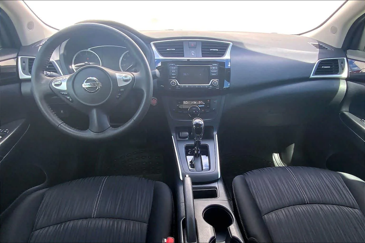 Used 2018 Gray/gray Nissan SV image 10