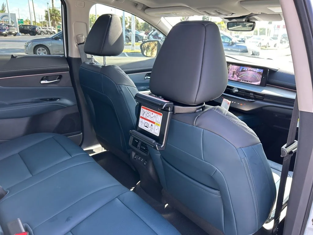 New 2026 Everest White Pearl TriCoat Nissan Platinum image 51