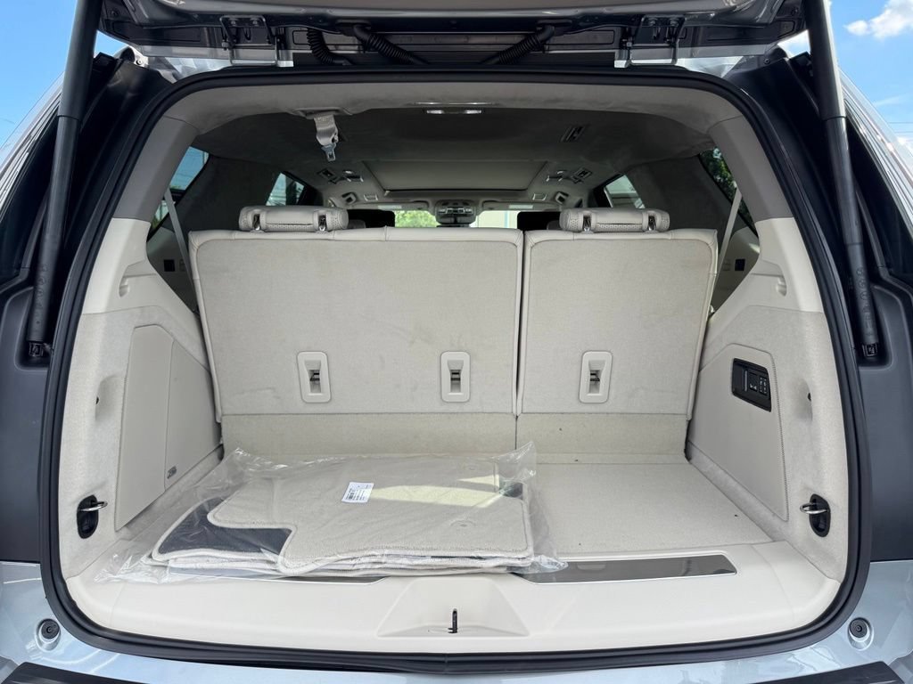 2026 Cadillac Escalade Platinum Luxury - Photo 38