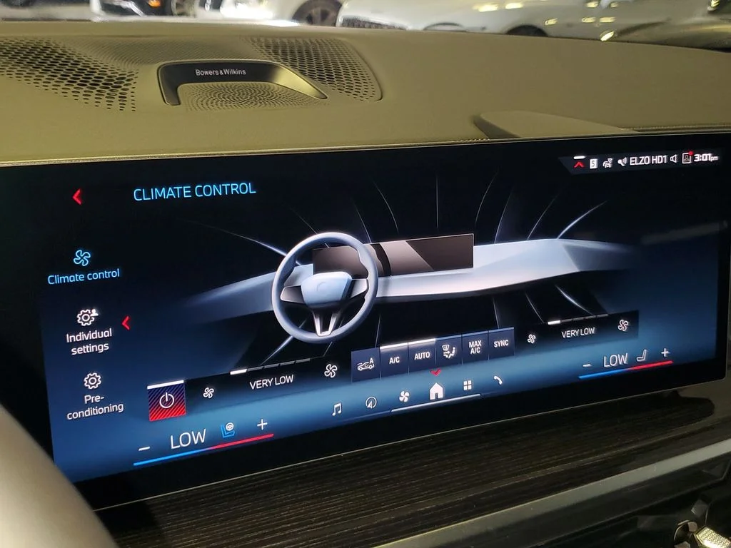 New 2027 Dravit Grey Metallic BMW M60i image 22