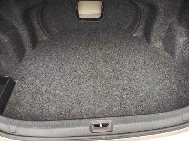 Used 2009  Toyota  image 18