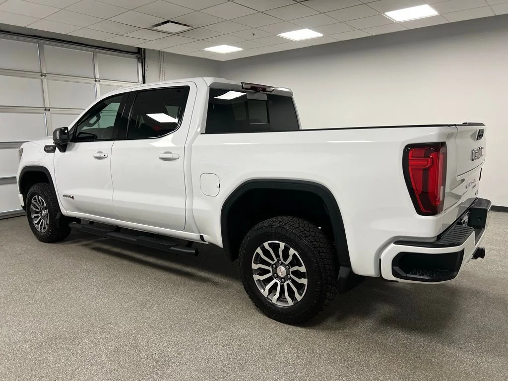 2023 GMC Sierra 1500 AT4 - Photo 9