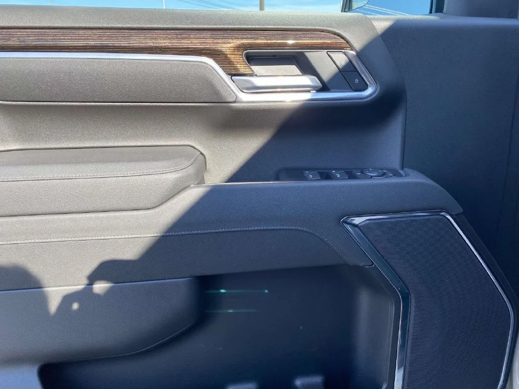 2026 GMC Sierra 1500 SLE - Photo 19