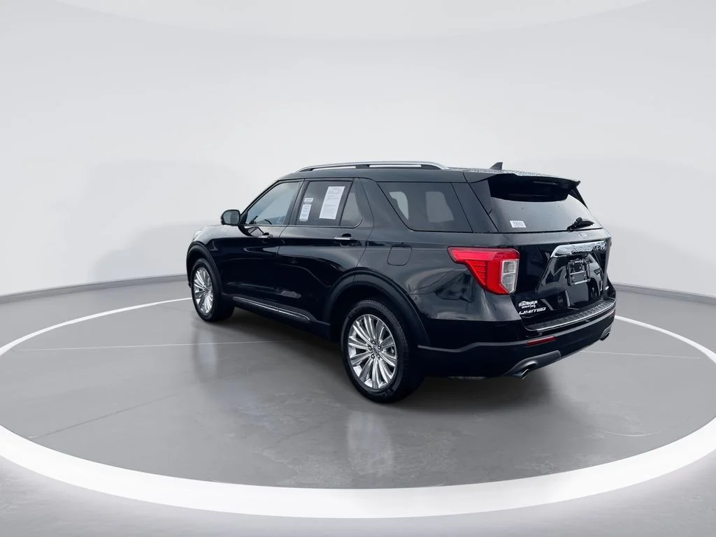 Used 2023 Black Ford Limited image 6