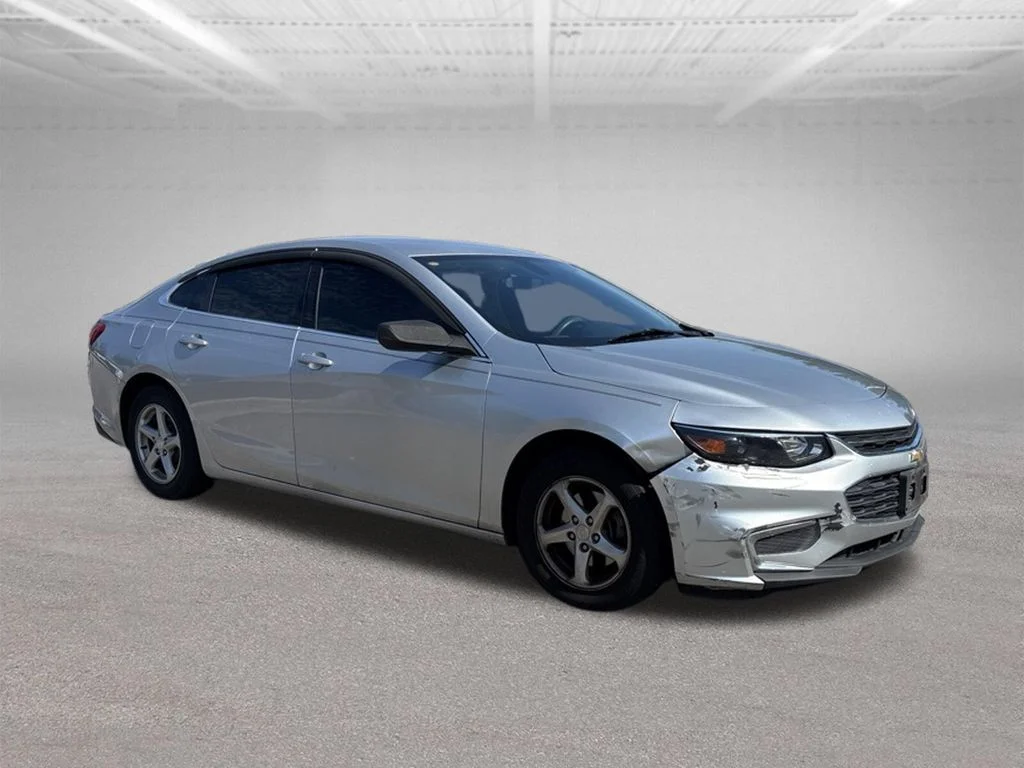 Used 2018 Silver Chevrolet LS image 2