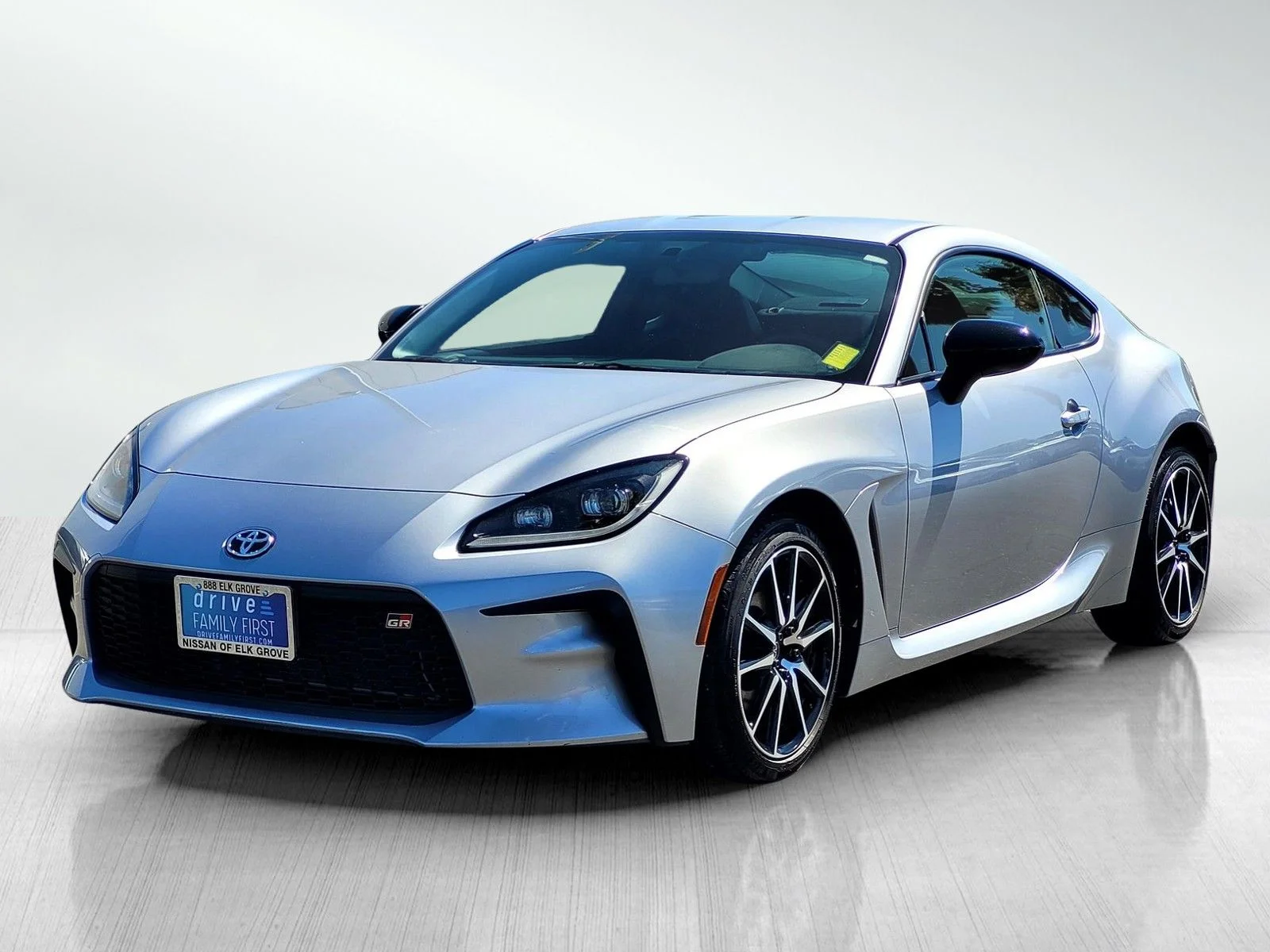 Used 2025 Steel Toyota Premium image 11