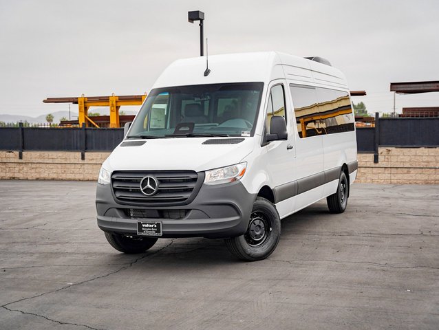 2026 Mercedes-Benz Sprinter Passenger Van 2500 High Roof I4 Diesel 170 RWD