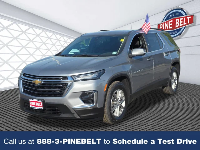 2023 Chevrolet Traverse LT