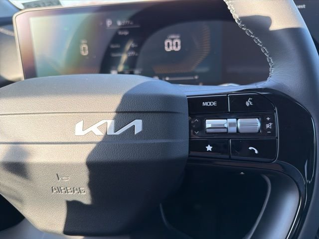 New 2026 Volcanic Sand Kia EX AWD image 24