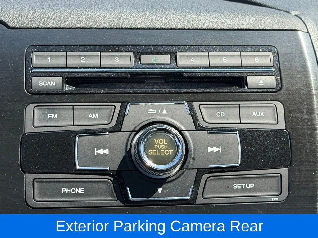 Used 2013  Honda LX image 9